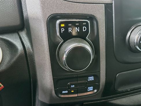Used 2017 RAM 1500 Express AWD/4WD image 17