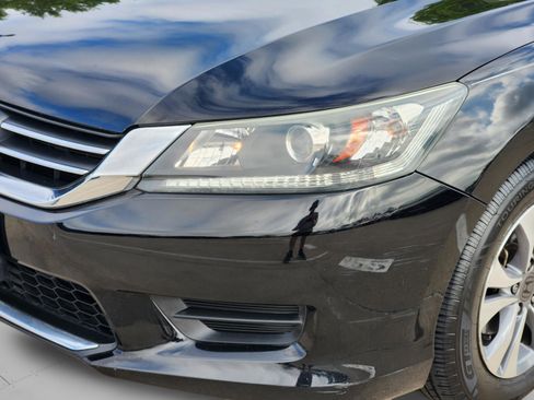Used 2015 Honda Accord LX image 7