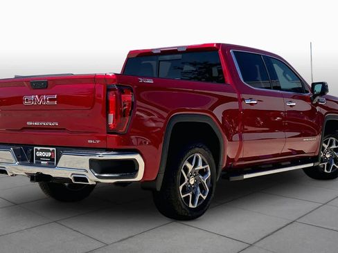 Used 2025 GMC Sierra 1500 SLT w/ SLT Premium Package AWD/4WD image 13