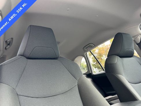 Used 2023 Toyota RAV4 LE image 17