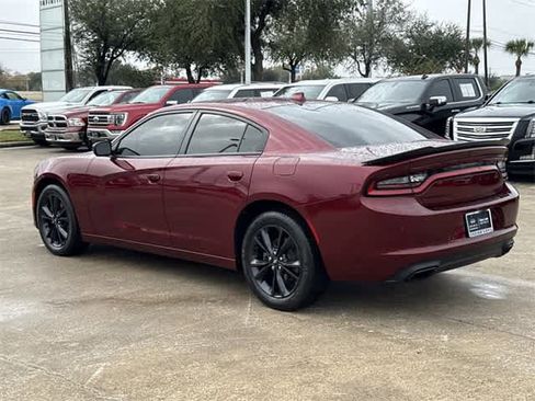 Used 2020 Dodge Charger SXT w/ Blacktop Package image 3