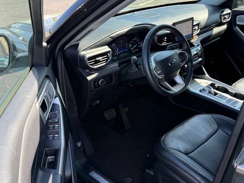 Used 2023 Ford Explorer Limited RWD image 13