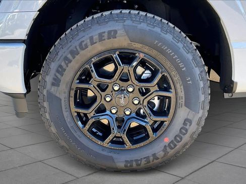 New 2025 Ford F150 XLT w/ Equipment Group 301A Standard image 11