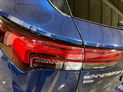 Used 2023 Buick Envision Essence image 30