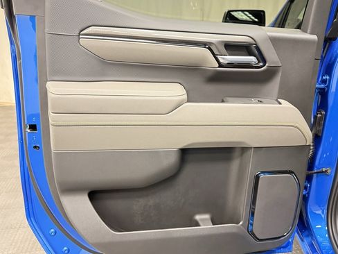 New 2026 Chevrolet Silverado 1500 ZR2 image 23