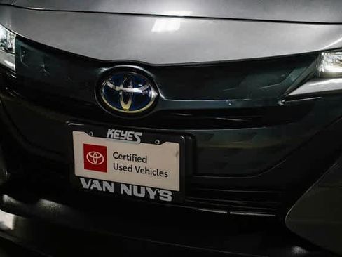 Certified 2022 Toyota Prius Prime XLE image 8