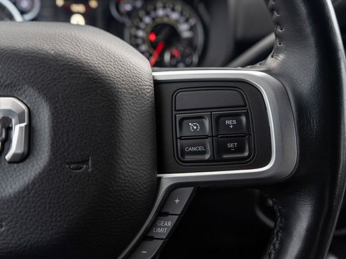 Used 2019 RAM 2500 Big Horn w/ Night Edition AWD/4WD image 24