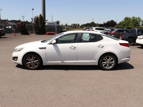 Used 2012 Kia Optima EX FWD image 8