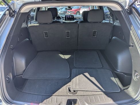 Used 2023 Chevrolet Blazer LT image 28