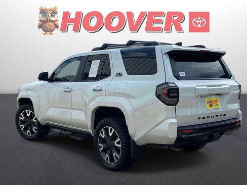 Used 2025 Toyota 4Runner TRD Sport Premium AWD/4WD image 3