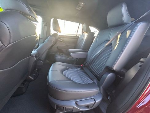 Used 2026 Toyota Highlander XSE image 22