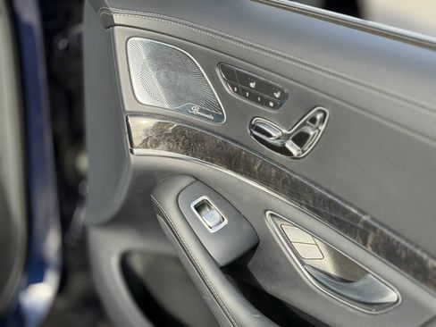 Used 2020 Mercedes-Benz S 560 Sedan image 36