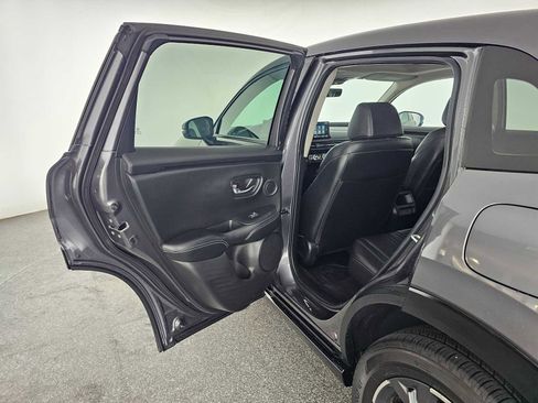 Used 2023 Honda HR-V EX-L image 15