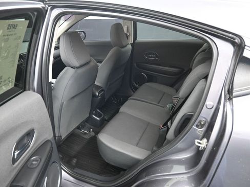 Used 2021 Honda HR-V EX image 10