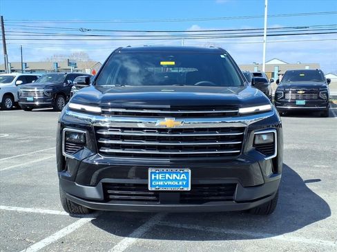 New 2026 Chevrolet Traverse LT w/ Sun and Wheel Package image 2