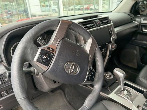 Used 2023 Toyota 4Runner TRD Sport w/ Technology Package image 10