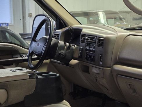 Used 2000 Ford F350 XLT image 31