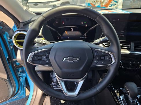 Used 2025 Chevrolet Trax ACTIV w/ Driver Confidence Package FWD image 20