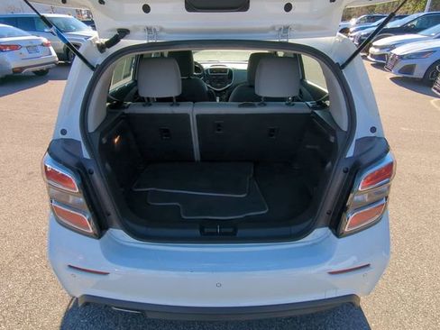 Used 2020 Chevrolet Sonic LT image 42