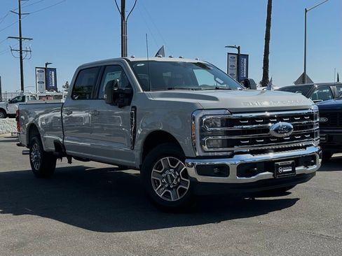 New 2026 Ford F350 Lariat RWD image 3