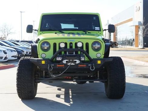 Used 2017 Jeep Wrangler Unlimited Sport w/ Connectivity Group image 2