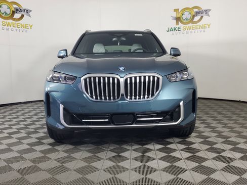 New 2026 BMW X5 xDrive40i image 2