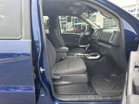 Used 2022 Nissan Frontier SV image 32