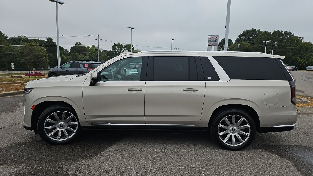 Used 2021 Cadillac Escalade ESV Premium Luxury Platinum AWD/4WD image 21
