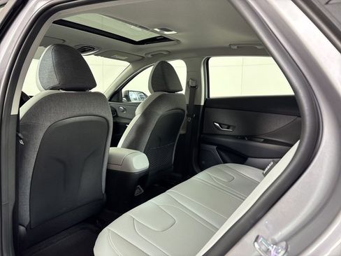 New 2026 Hyundai Elantra Limited image 17