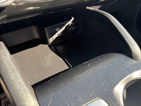 Used 2022 Ford Escape SE w/ Convenience Package image 37