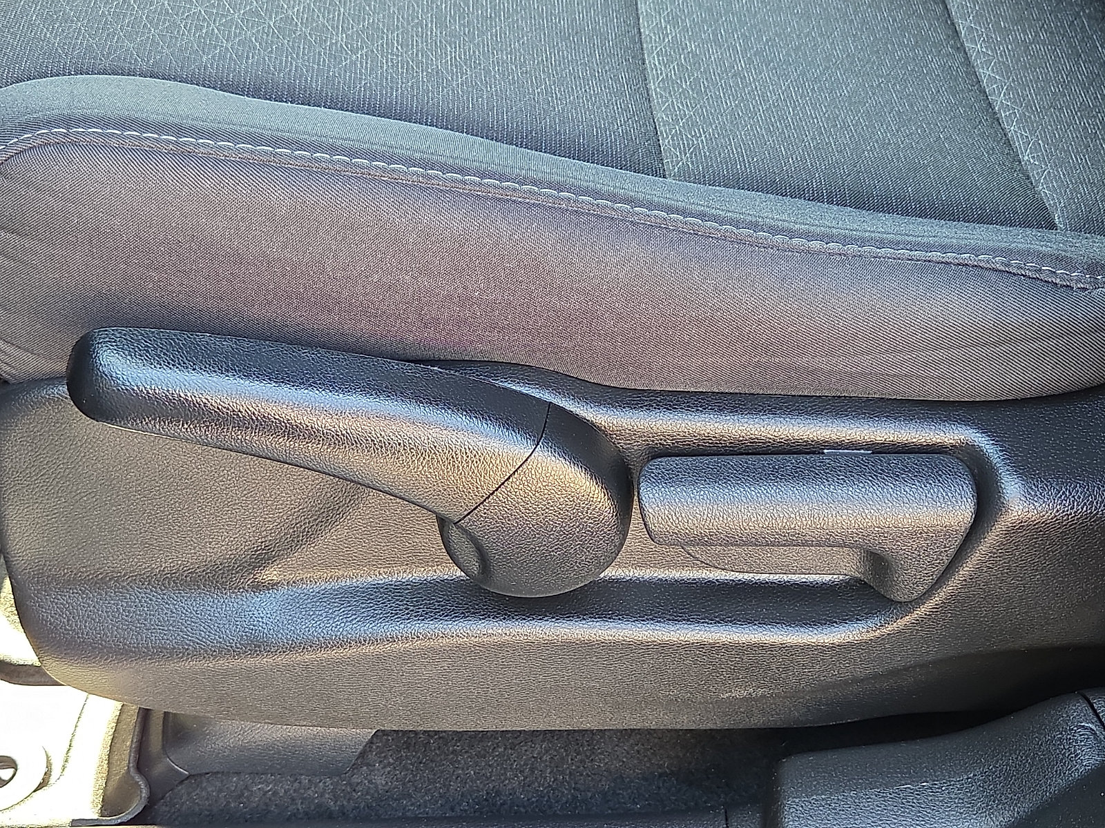 Used 2021 Honda Passport Sport image 14