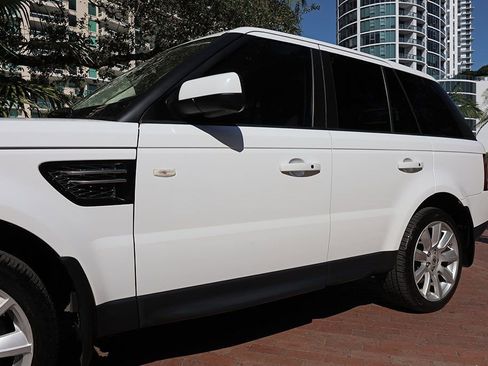 Used 2012 Land Rover Range Rover Sport HSE image 22