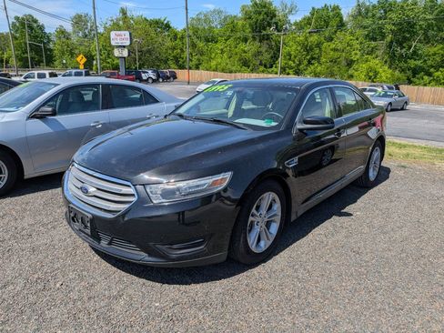 Used 2014 Ford Taurus SEL FWD image 1