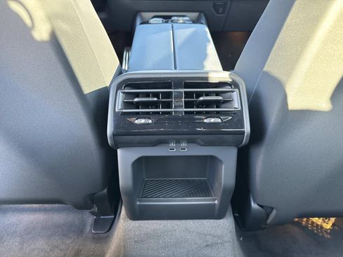 New 2026 BMW 530i w/ M Sport Package image 15