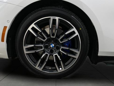 Certified 2024 BMW 530i xDrive w/ Executive Package image 12