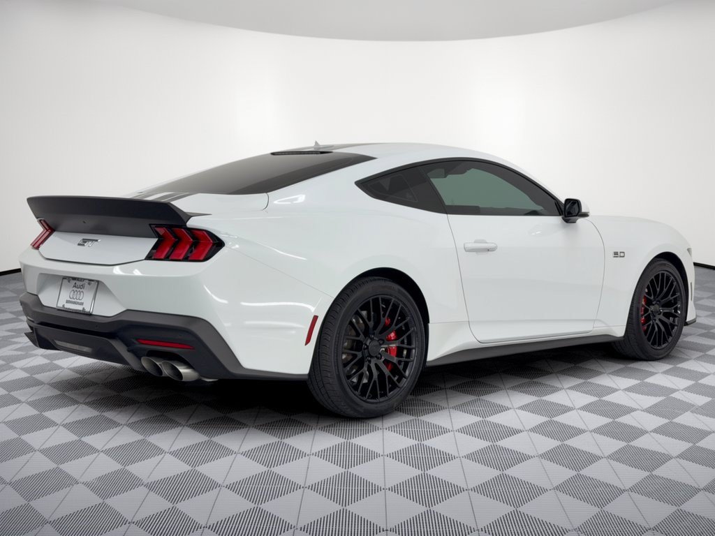 Used 2024 Ford Mustang GT Premium RWD image 9