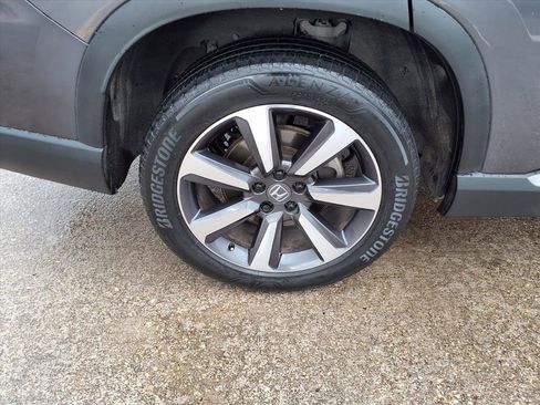 Certified 2025 Honda Pilot Elite image 27