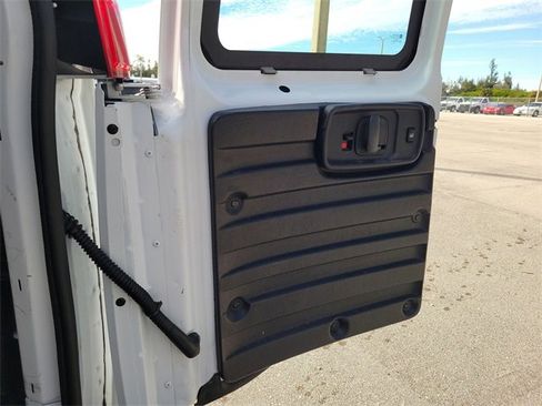 Certified 2024 GMC Savana 2500 w/ Driver Convenience Package image 9