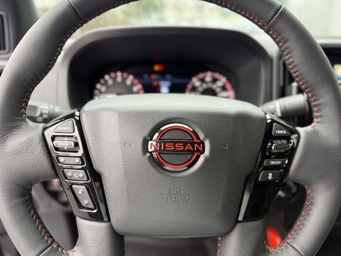 New 2026 Nissan Frontier PRO-4X w/ Pro-4x Convenience Package image 36