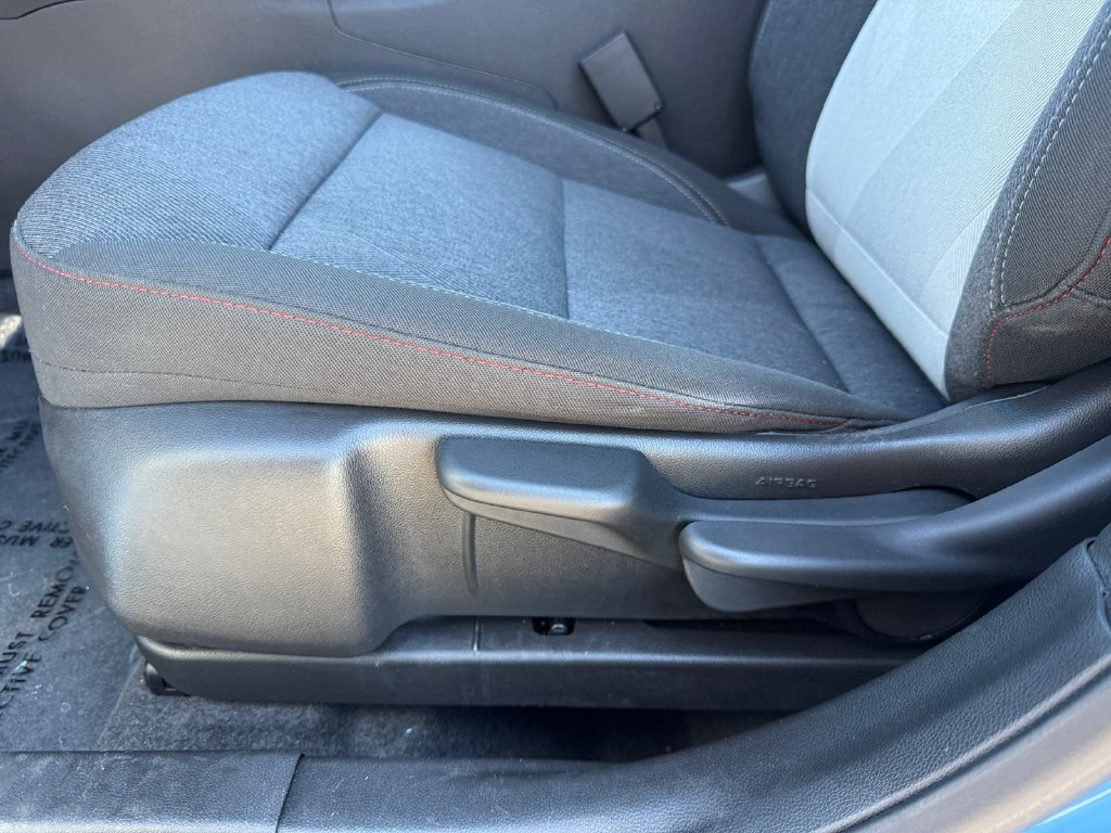 Used 2024 Chevrolet Trax RS FWD image 10