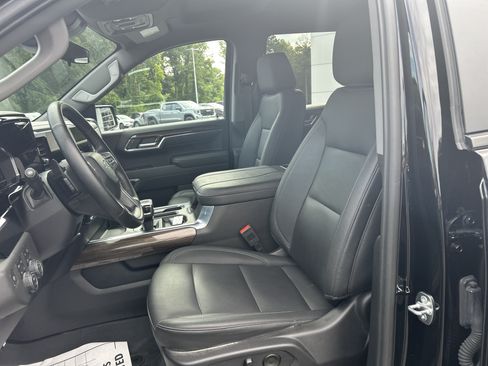 Certified 2024 Chevrolet Silverado 1500 LT Trail Boss w/ LT Trail Boss Premium Package AWD/4WD image 19