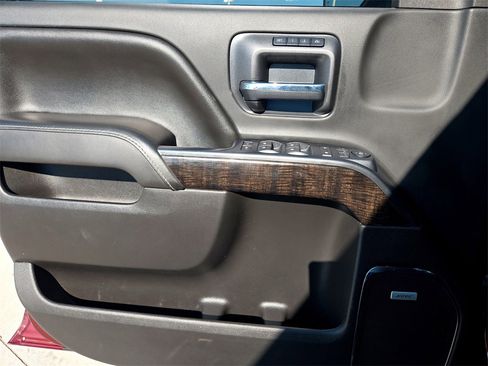 Used 2016 GMC Sierra 2500 Denali w/ Duramax Plus Package image 32