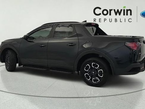Used 2023 Hyundai Santa Cruz SEL Premium AWD/4WD image 3