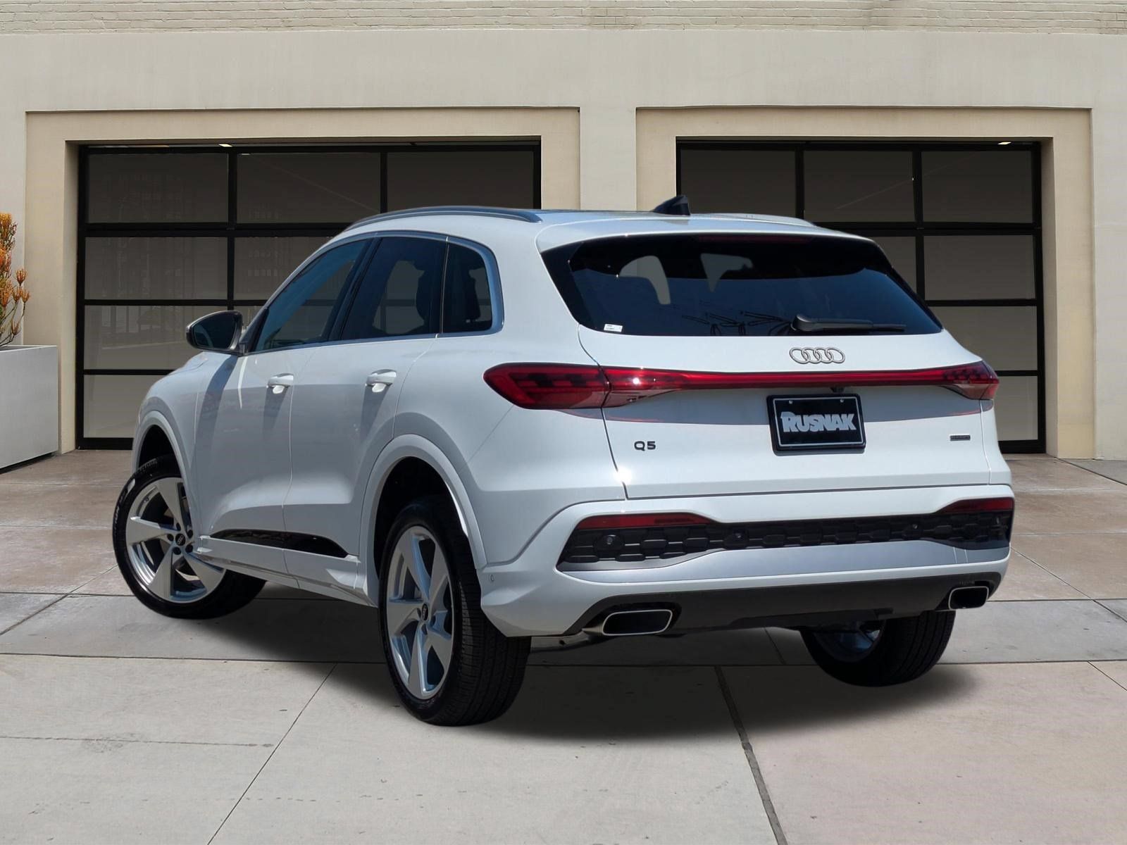 New 2026 Audi Q5 Premium Plus AWD/4WD image 3