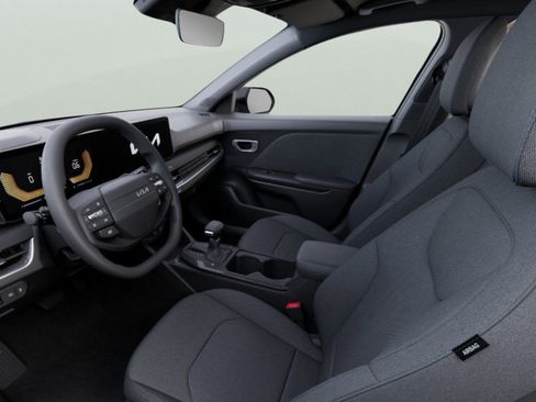 New 2026 Kia K4 FWD image 17