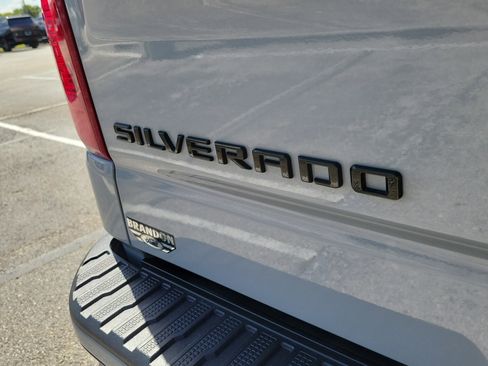 Used 2025 Chevrolet Silverado 1500 Custom w/ Turbomax Blackout Package RWD image 9
