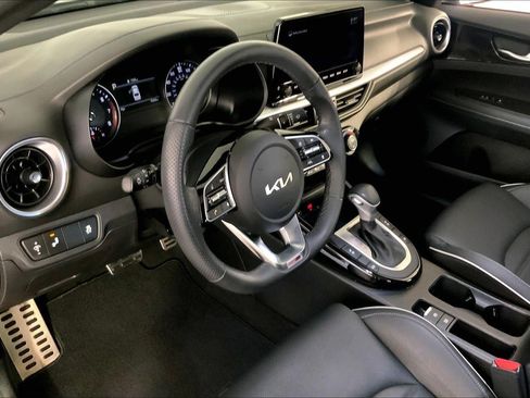 Used 2022 Kia Forte GT-Line w/ GT-Line Premium Package FWD image 14