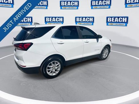 Used 2024 Chevrolet Equinox LT image 8