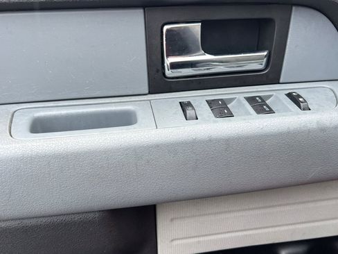 Used 2013 Ford F150 XLT w/ XLT Chrome Pkg image 8