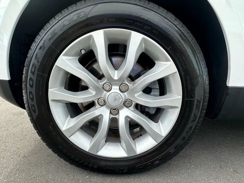 Used 2015 Land Rover Range Rover Sport HSE image 12